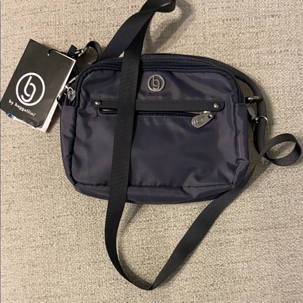 Baggallini Navy crossbody  Bag